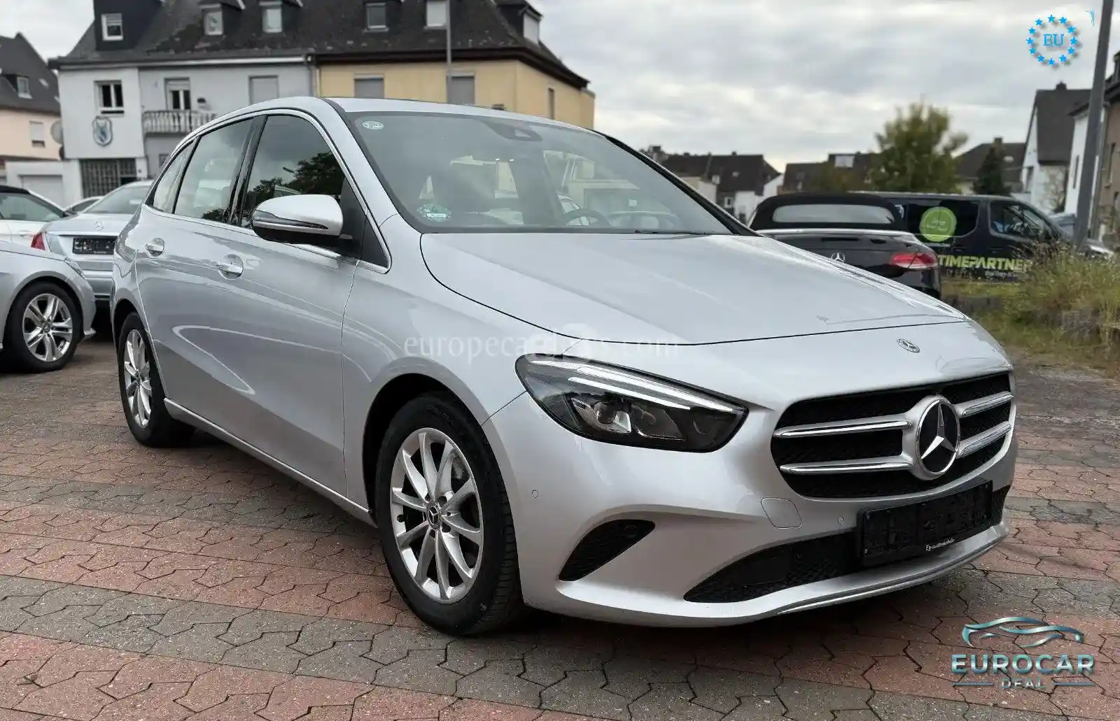 Mercedes-Benz B 200