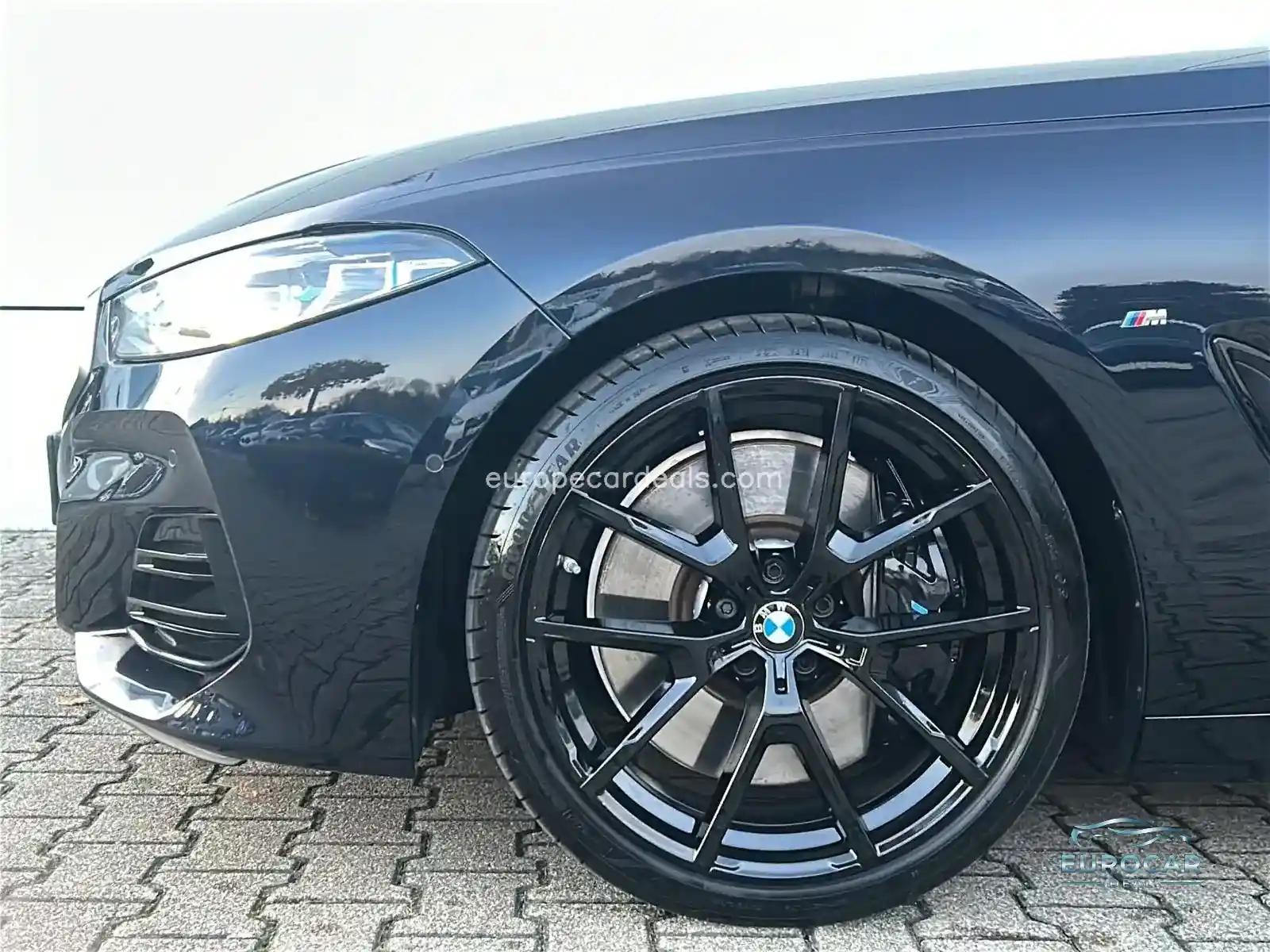 BMW M850