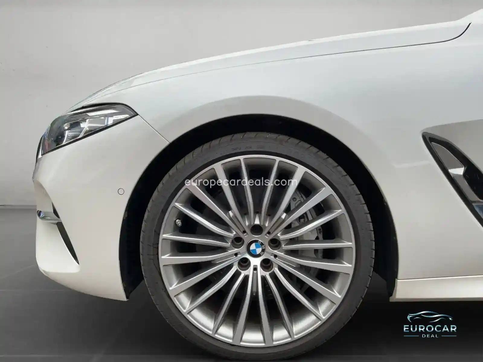 BMW 840