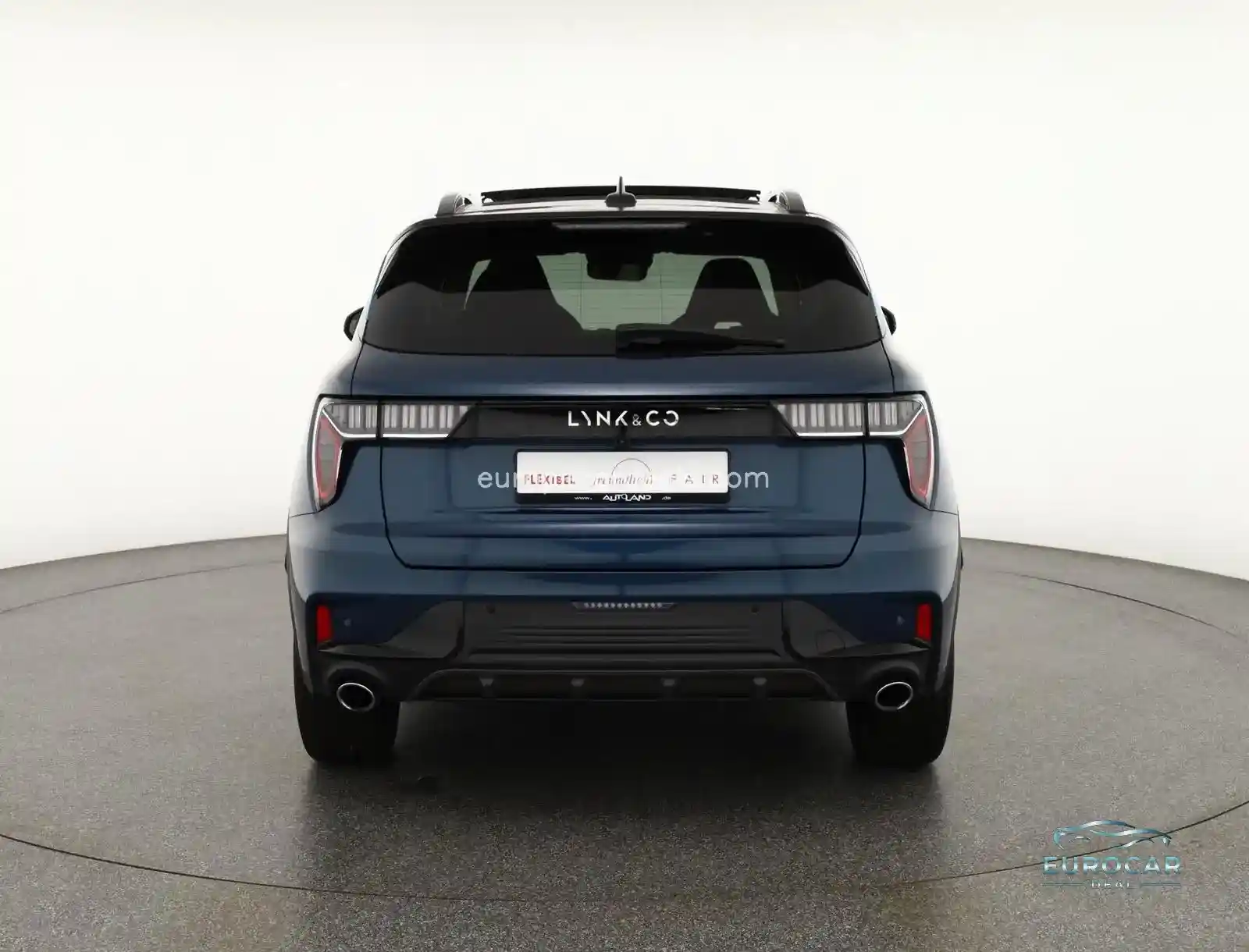 Lynk&Co 01