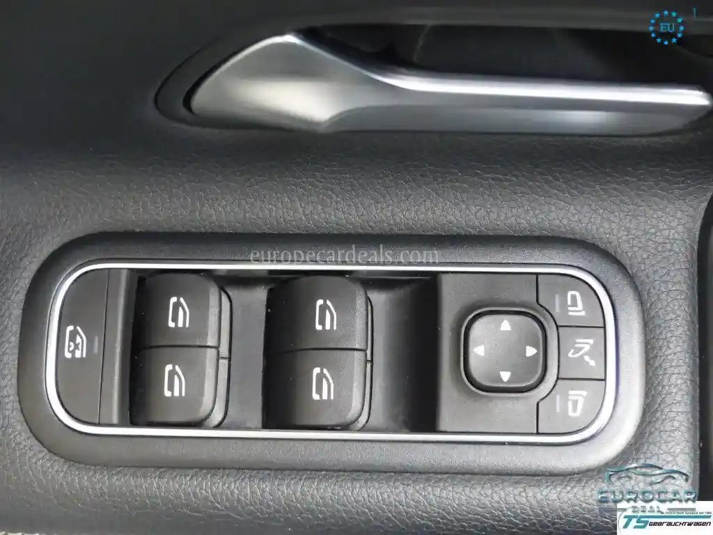 Mercedes-Benz CLA 220