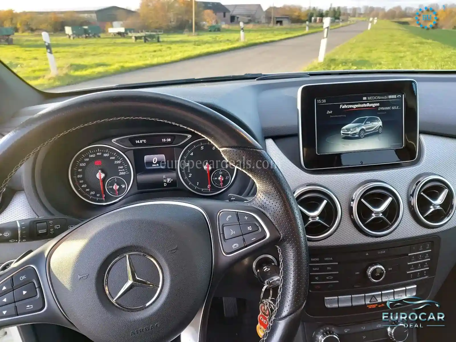 Mercedes-Benz B 180