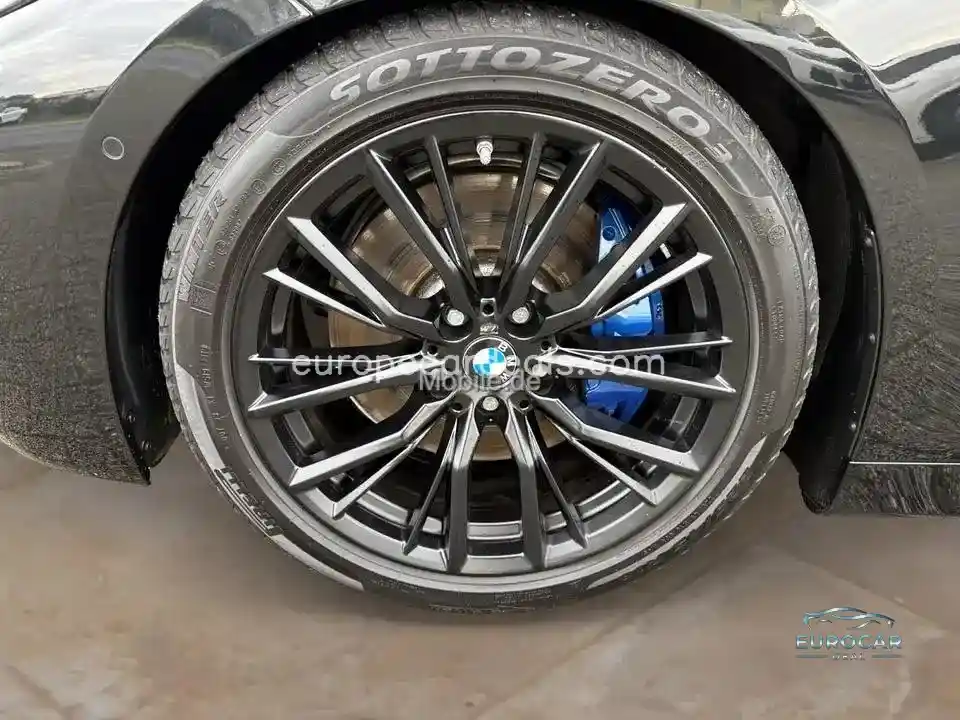 BMW M440