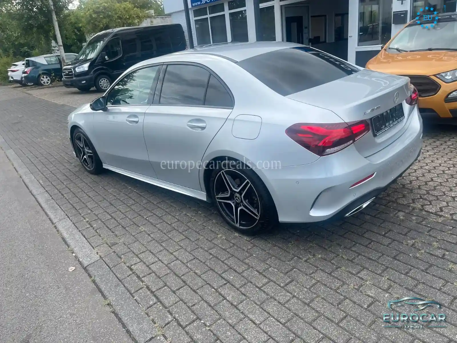 Mercedes-Benz A 180