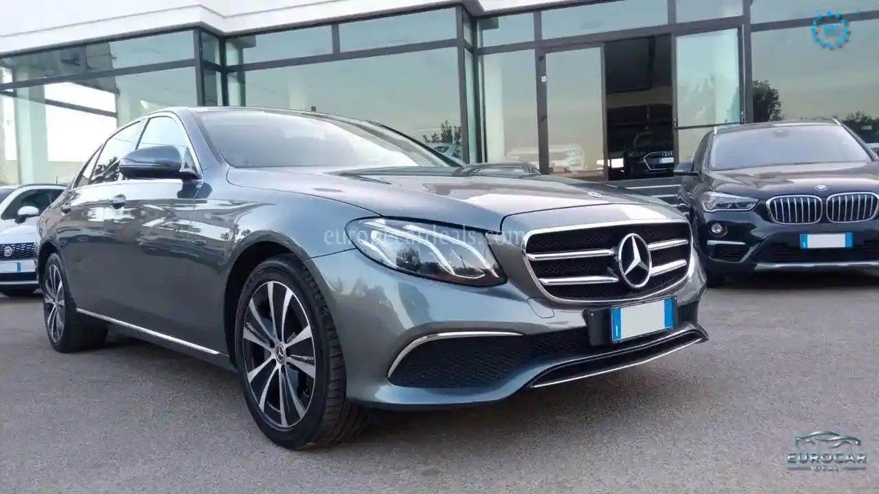 Mercedes-Benz E 300