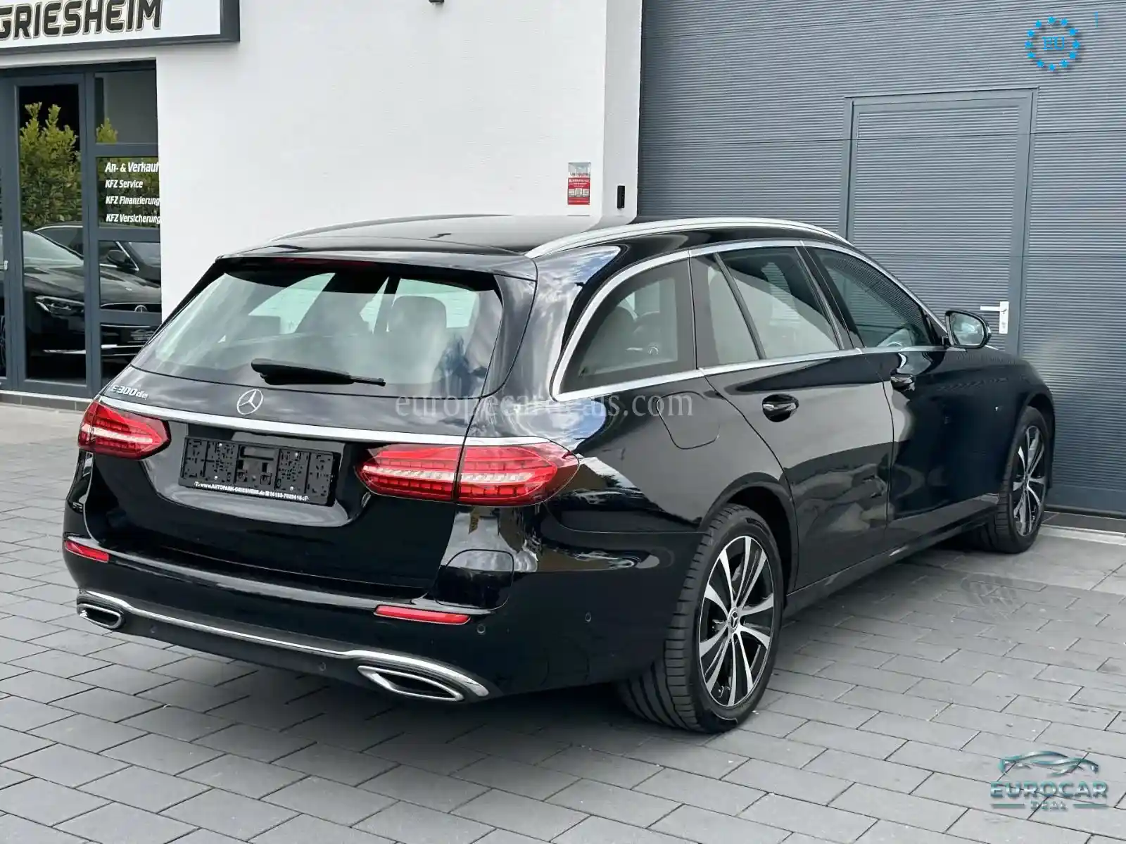 Mercedes-Benz E 300