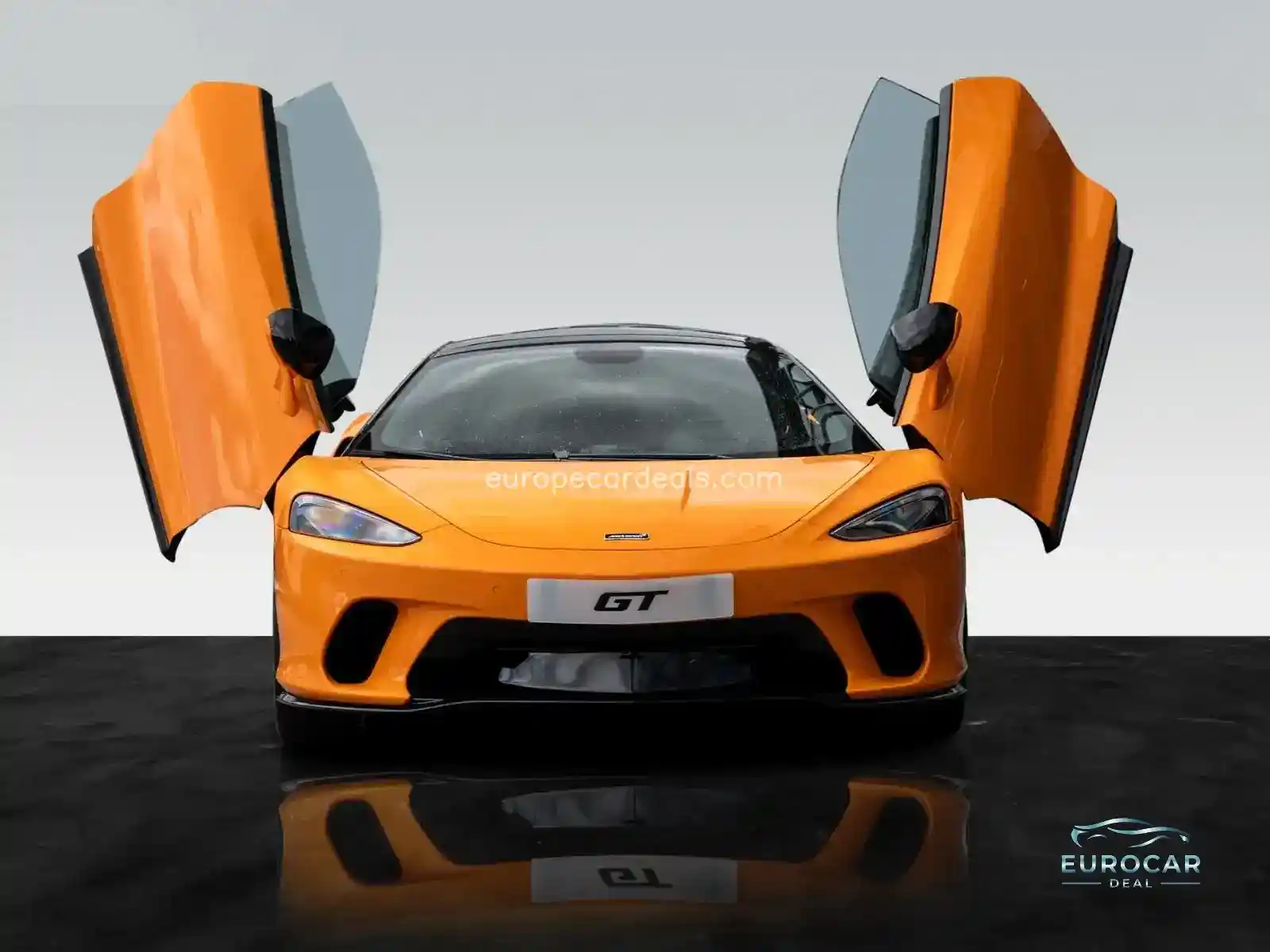McLaren GT