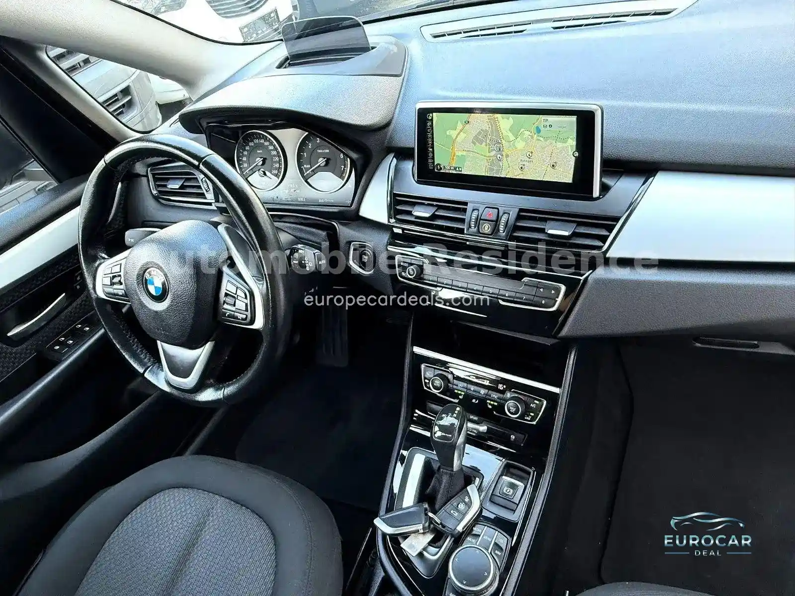 BMW 225