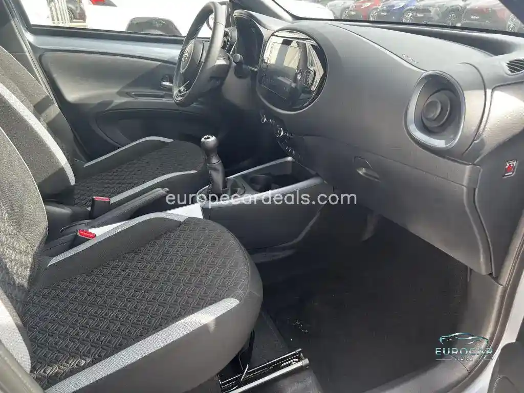 Toyota Aygo (X)