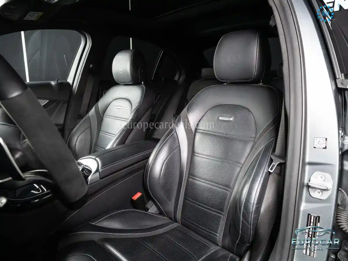 Mercedes-Benz C 63 AMG