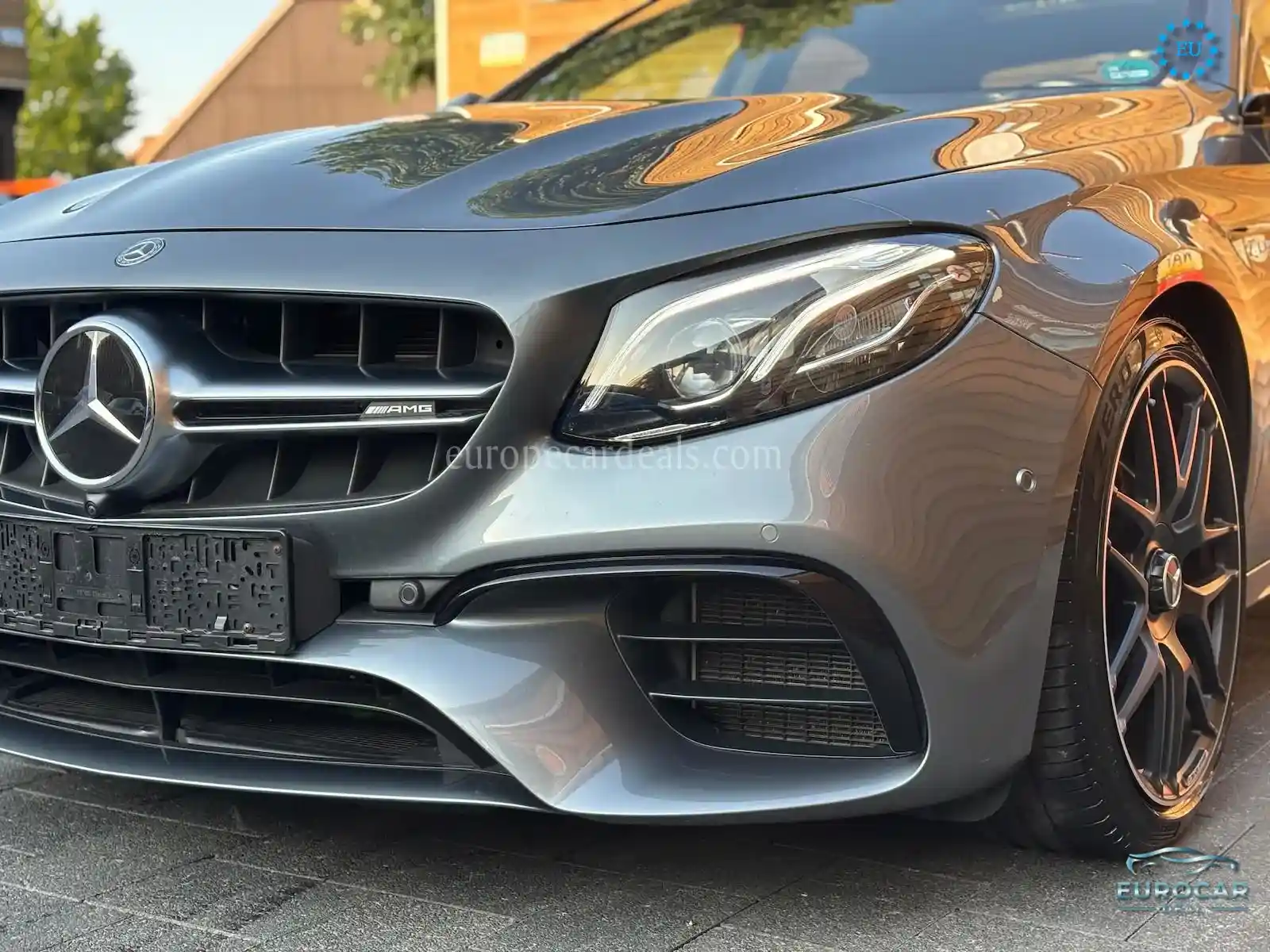 Mercedes-Benz E 63 AMG