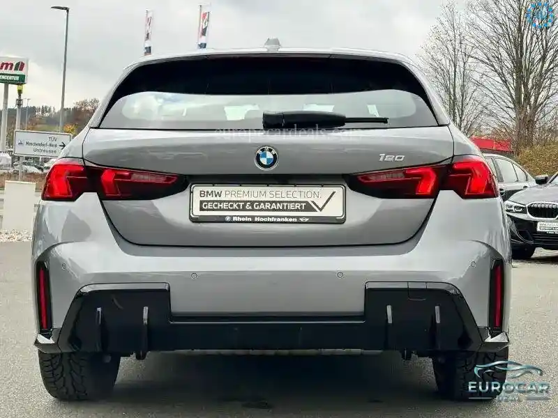 BMW 120