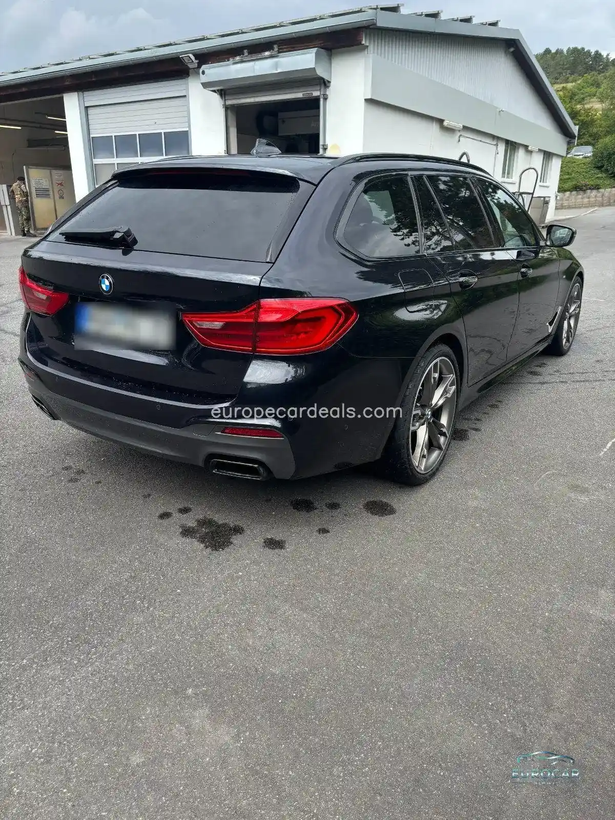 BMW M550