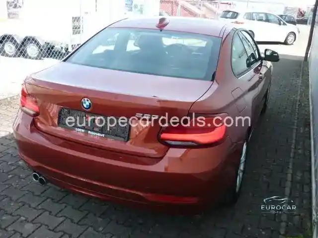 BMW 220