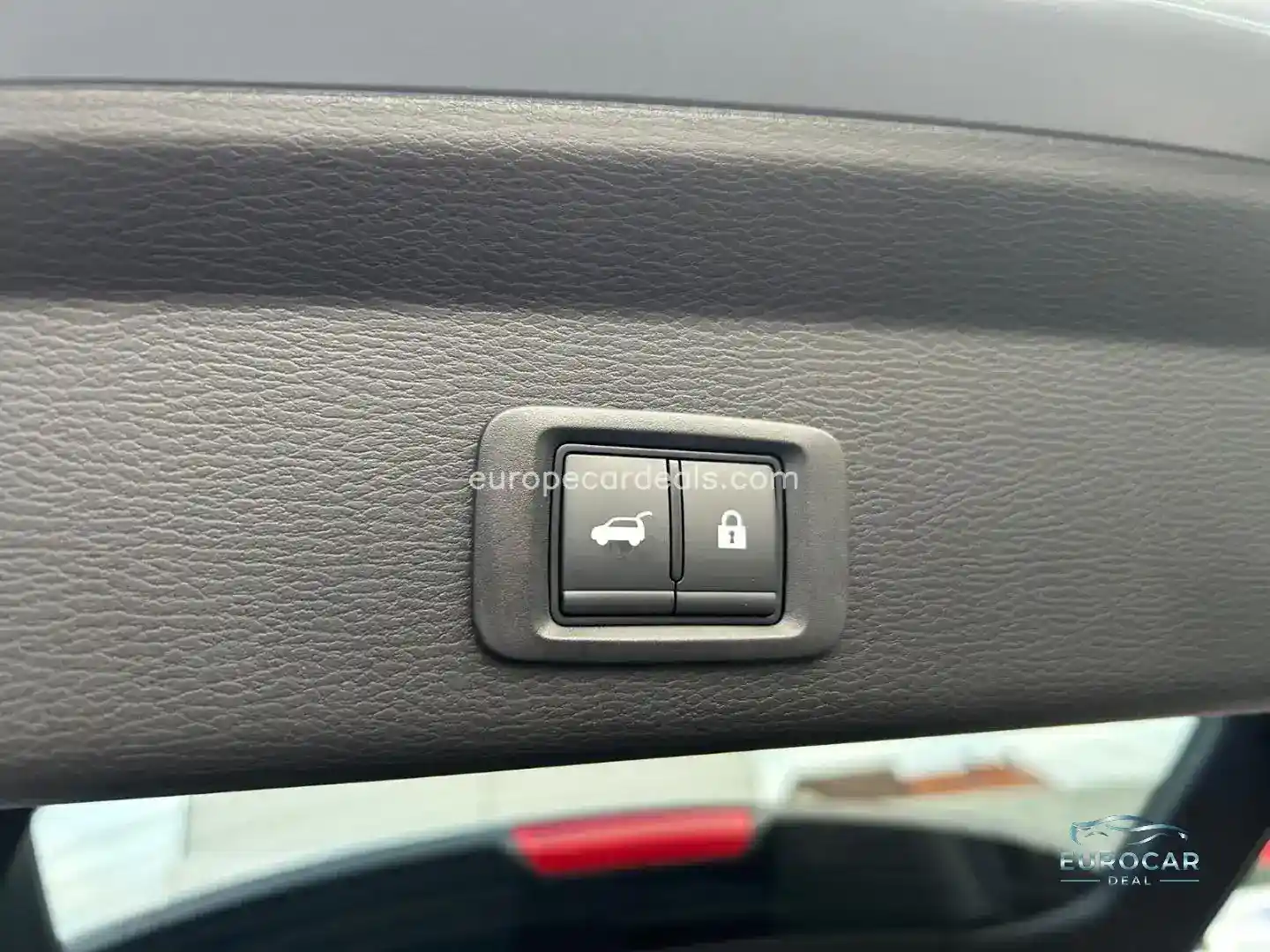 Mitsubishi Plug-in Hybrid Outlander