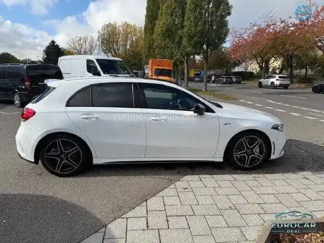 Mercedes-Benz A 35 AMG