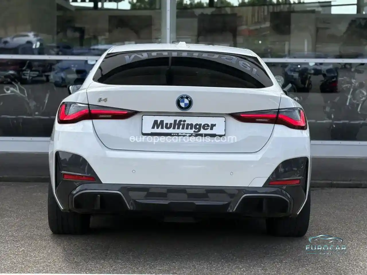 BMW i4