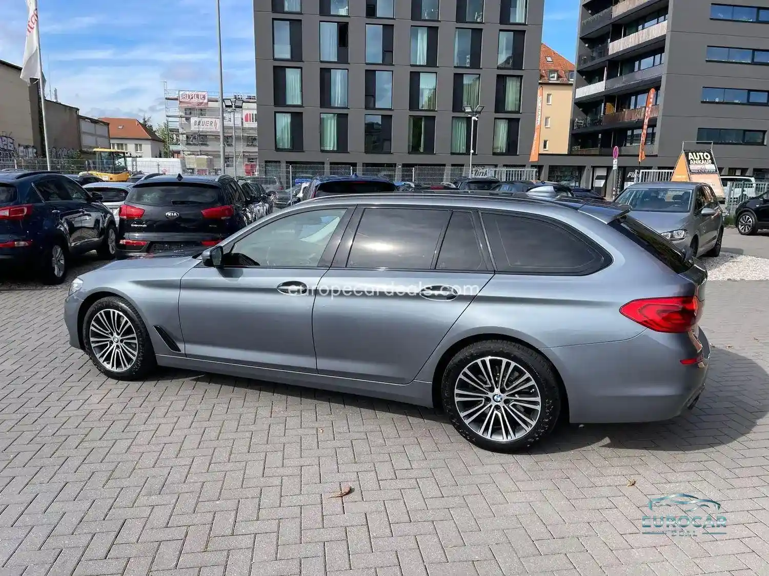 BMW 525