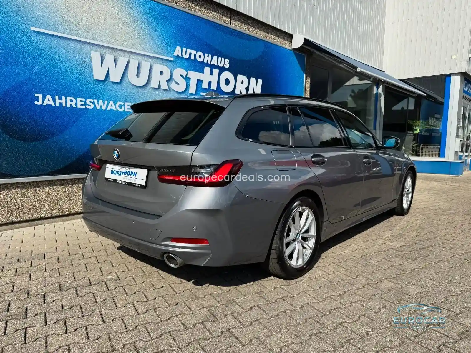 BMW 320