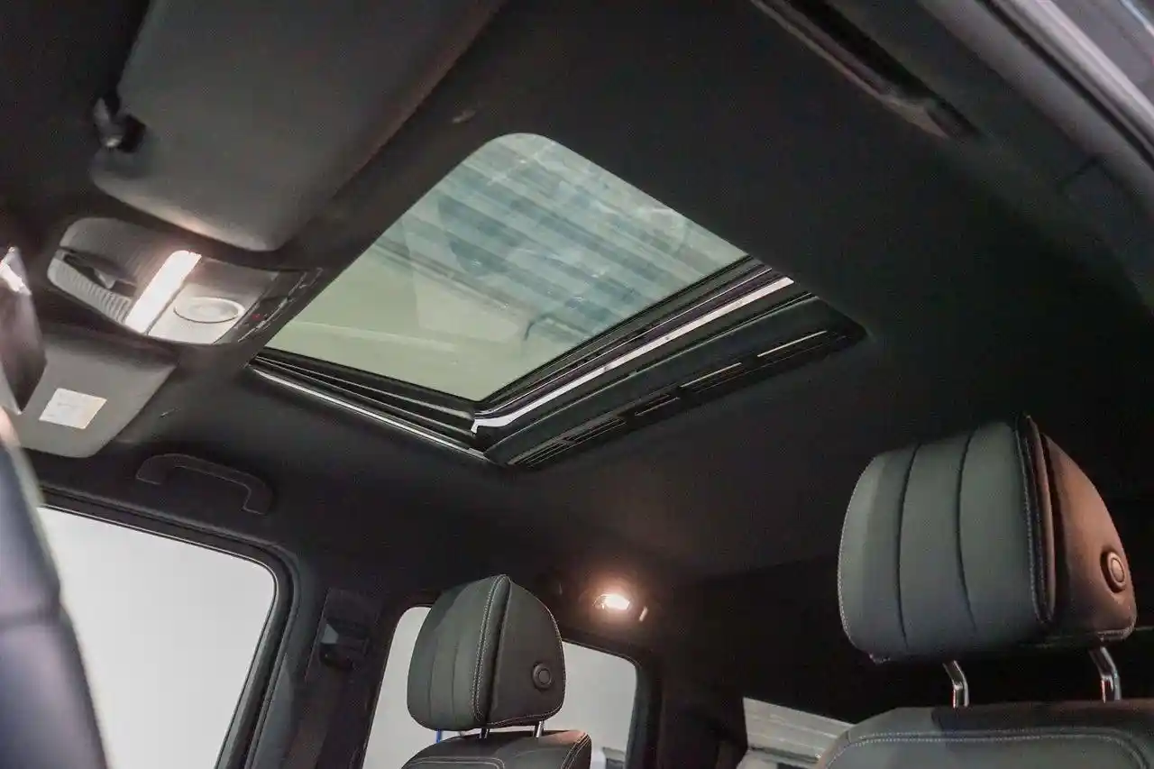 Mercedes-Benz G 500