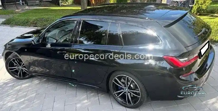 BMW 330