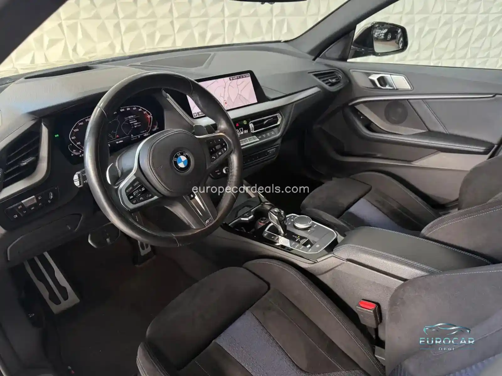 BMW M235