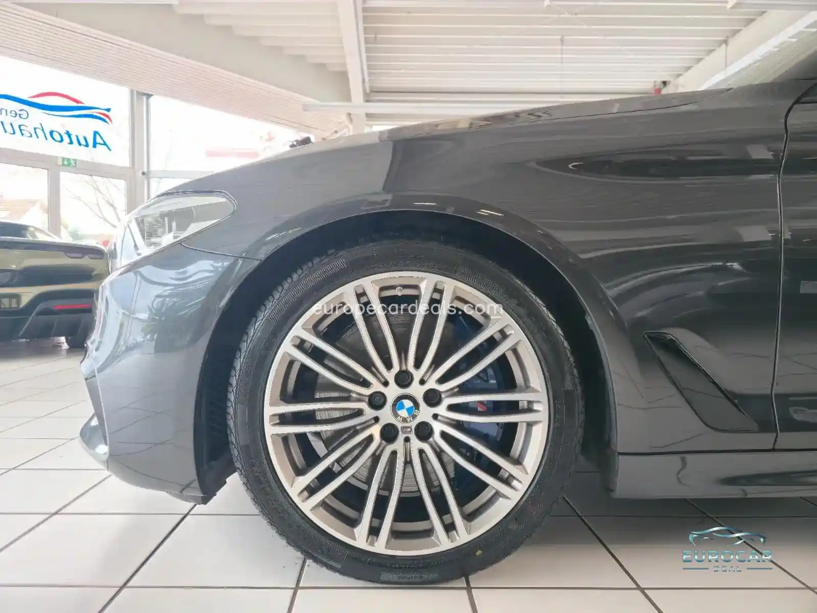BMW M550