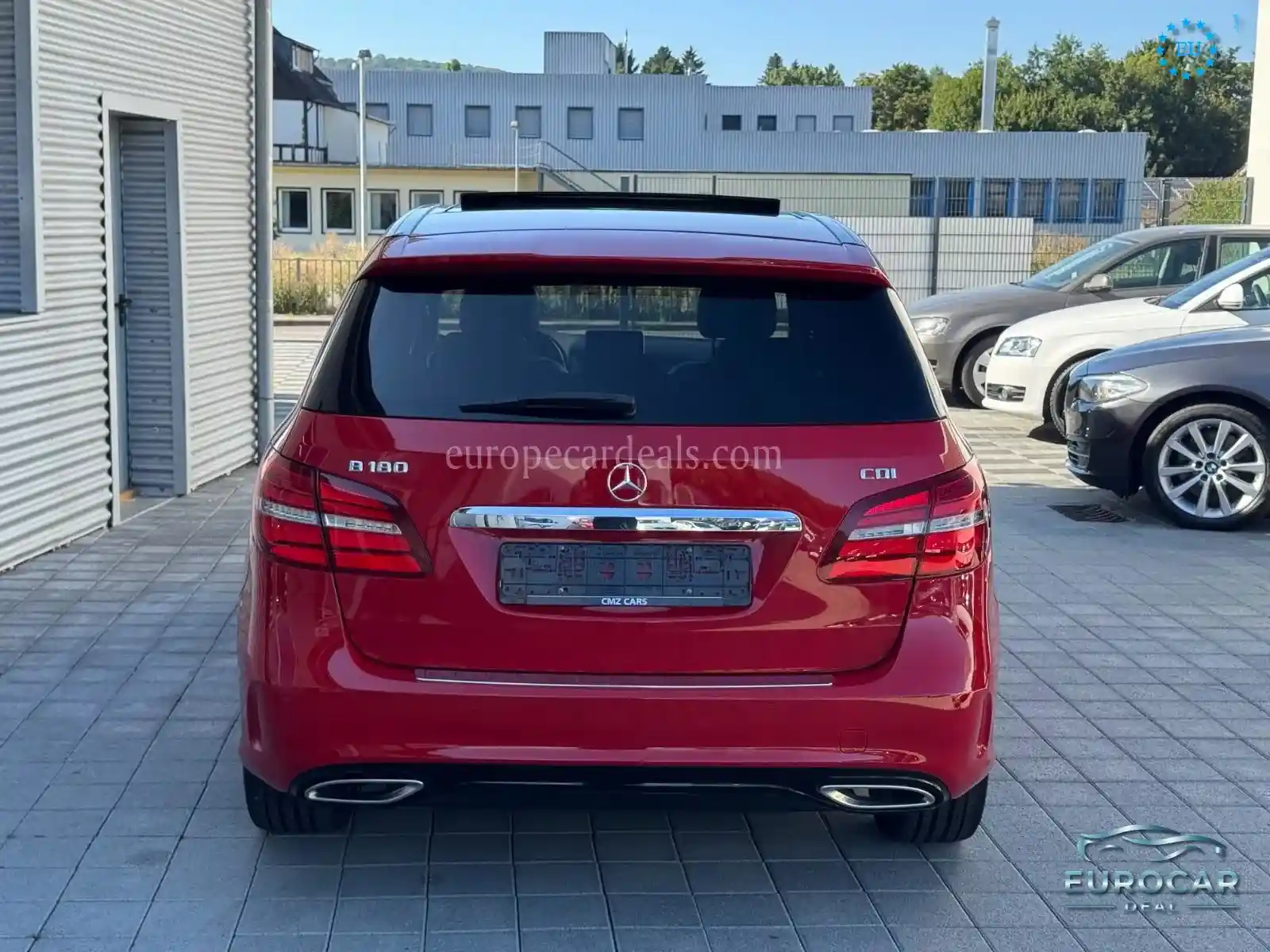 Mercedes-Benz B 180