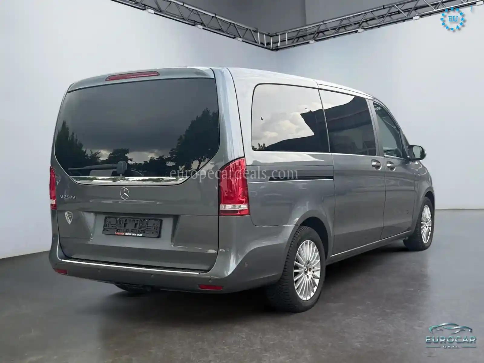 Mercedes-Benz V 250