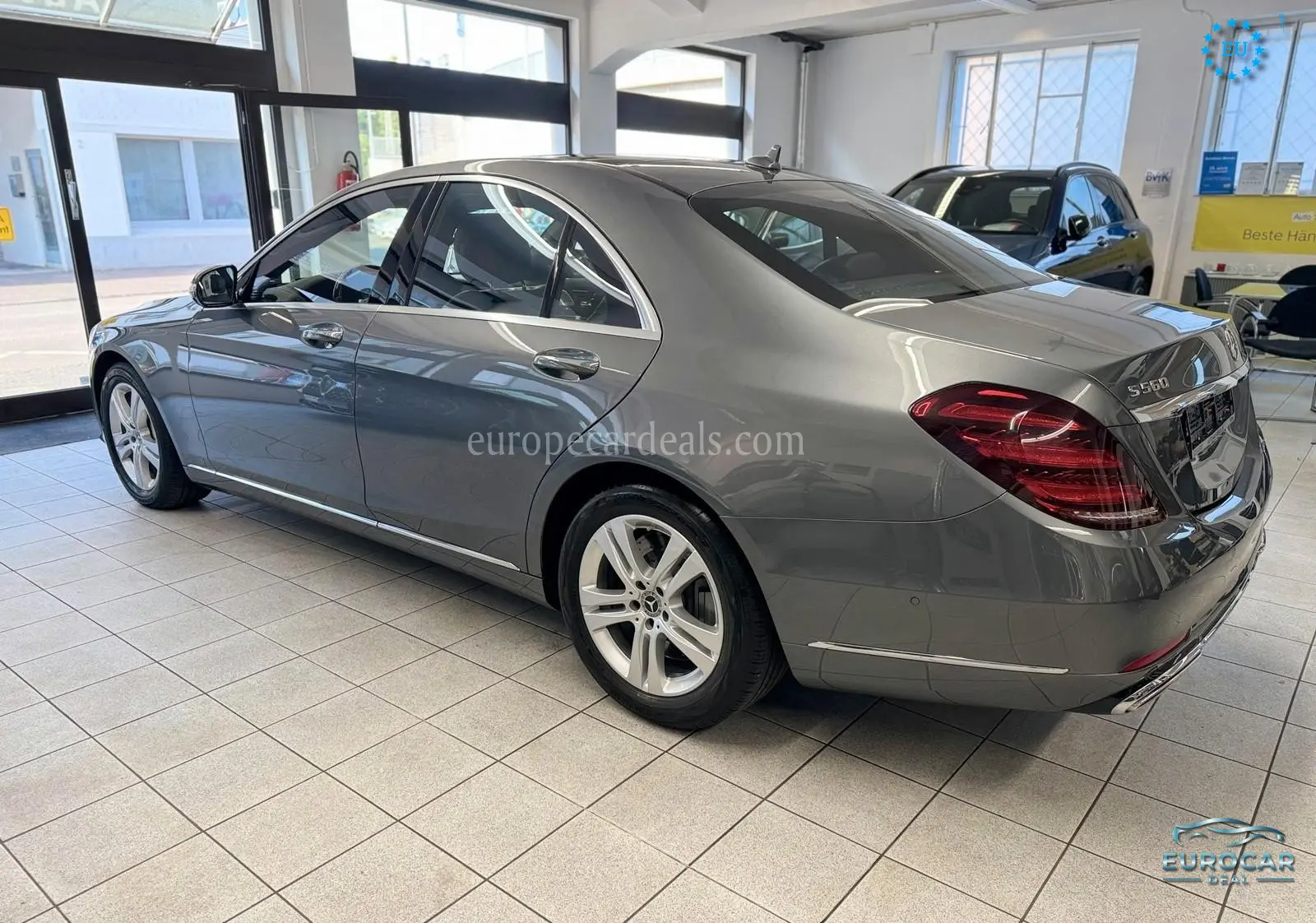 Mercedes-Benz S 560