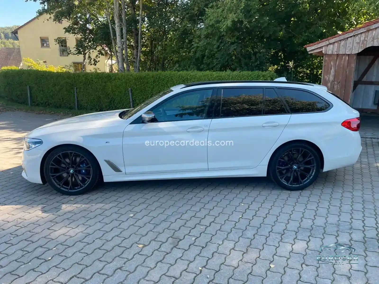 BMW M550