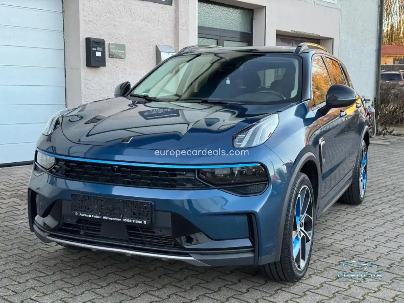Lynk&Co 01