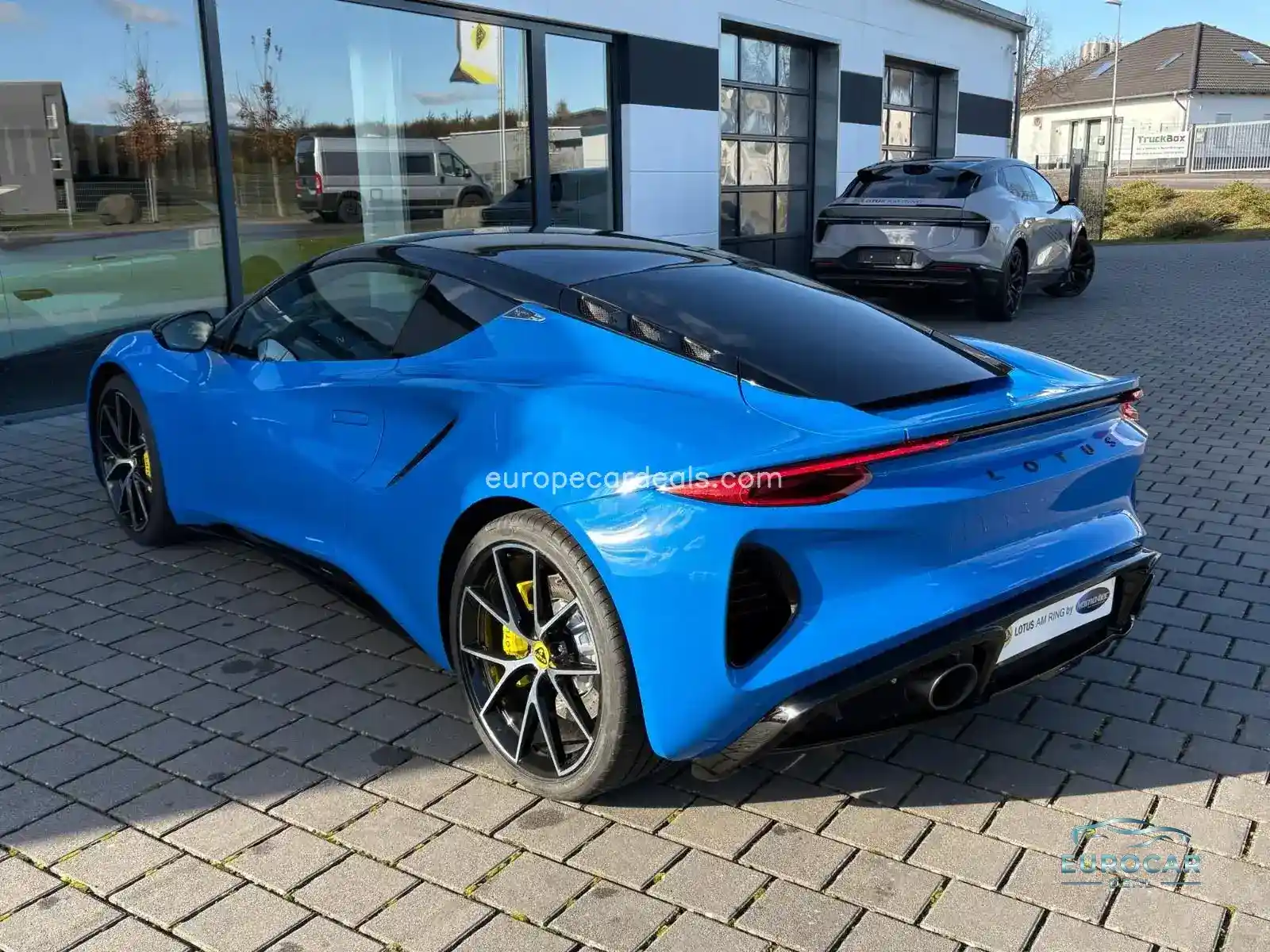 Lotus Emira