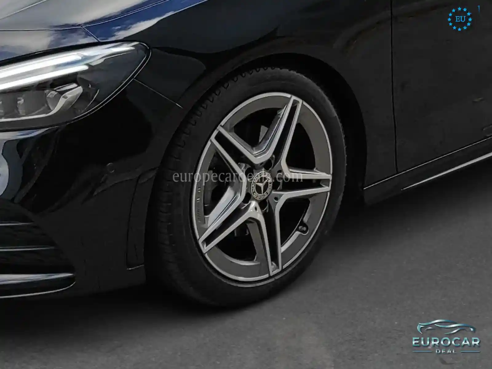 Mercedes-Benz B 200