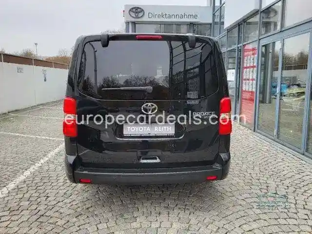 Toyota Proace (Verso)