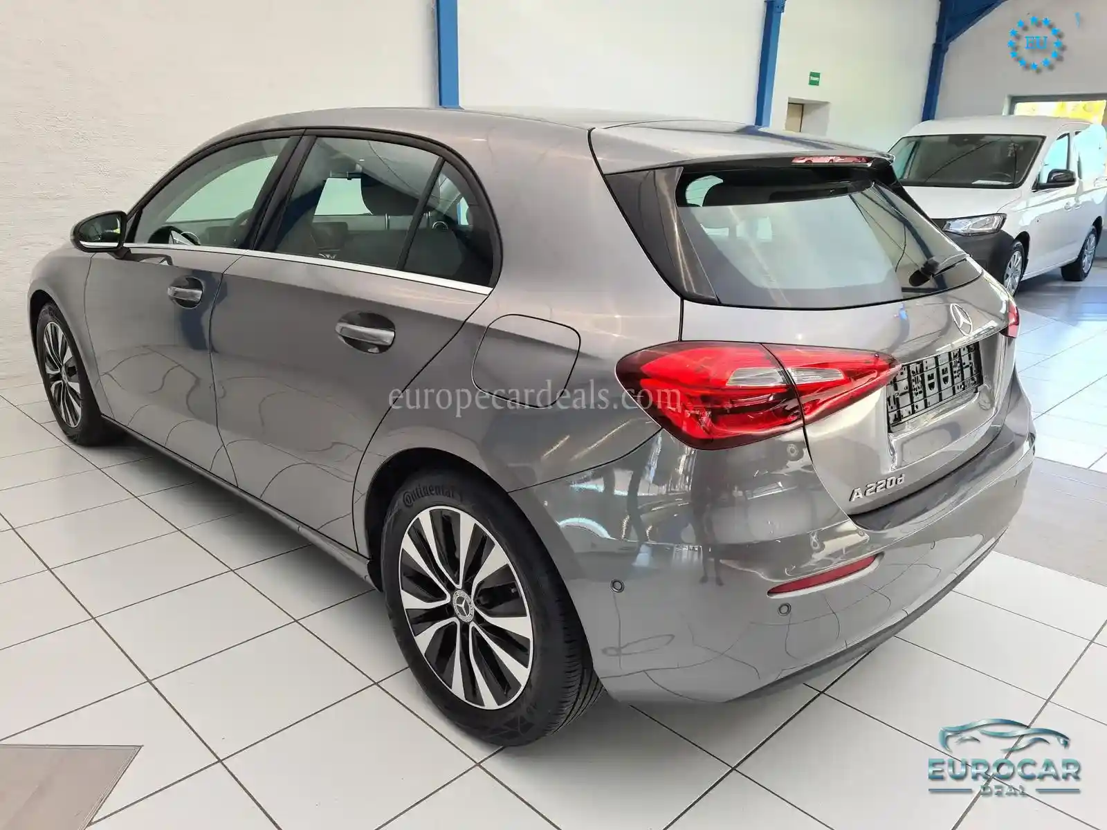 Mercedes-Benz A 220