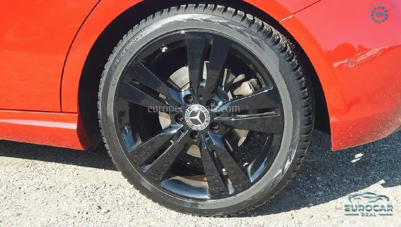 Mercedes-Benz A 220