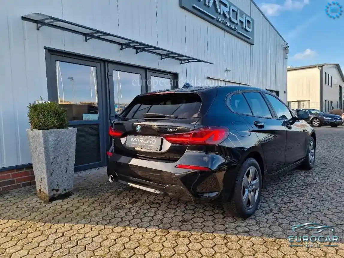 BMW 118