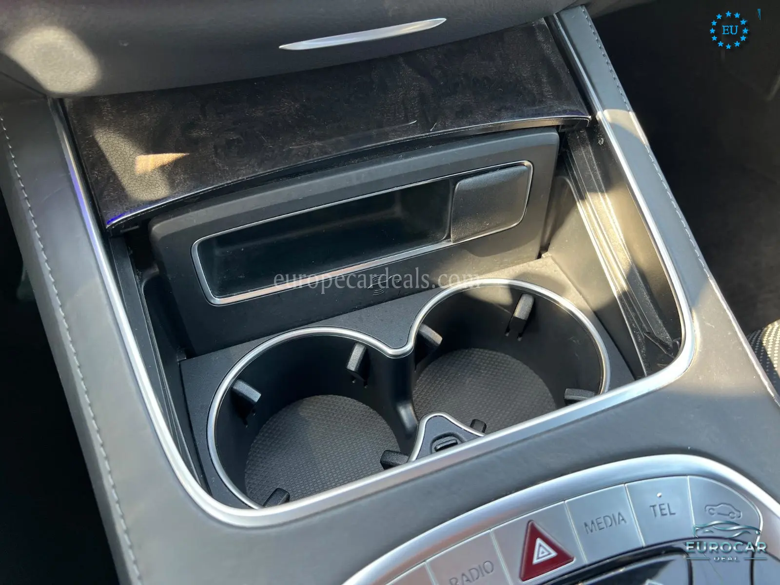 Mercedes-Benz S 560