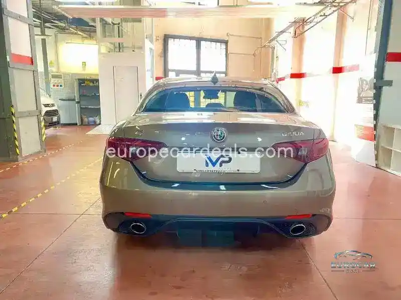 Alfa Romeo Giulia