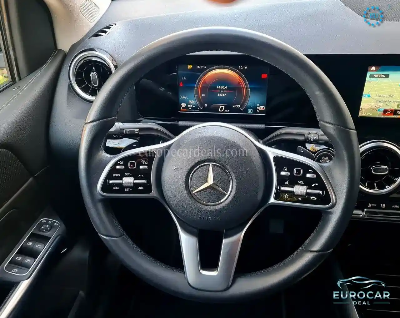 Mercedes-Benz B 180