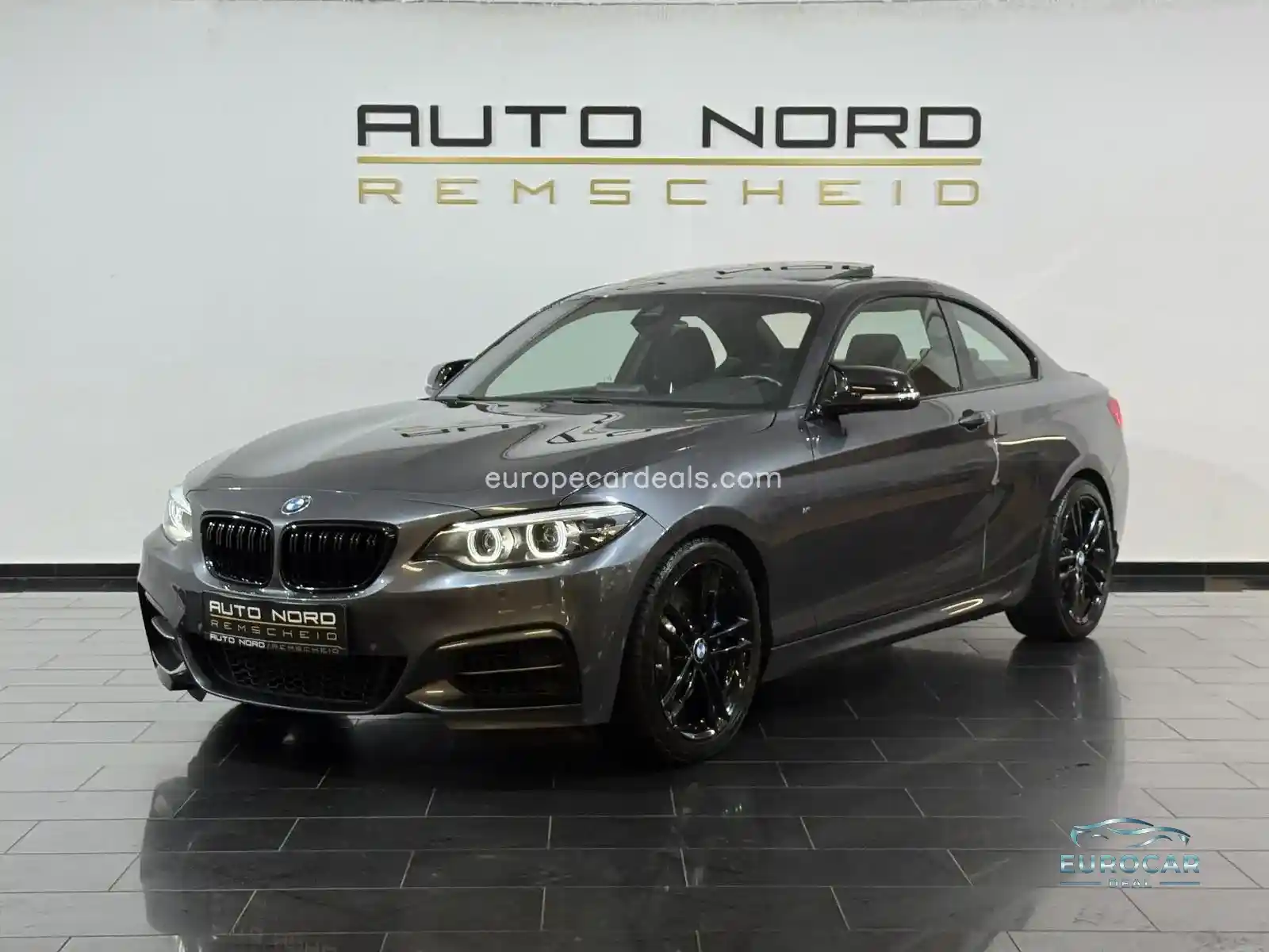 BMW M240i