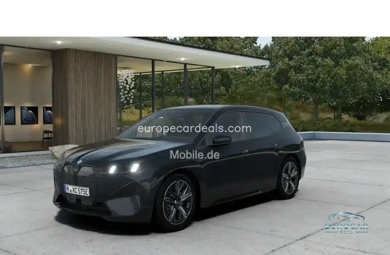 BMW iX