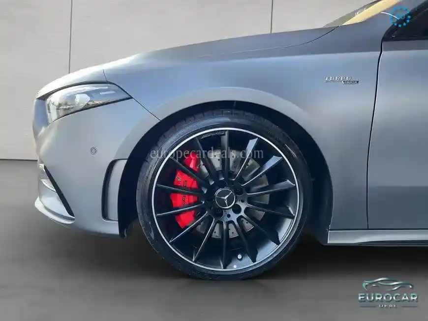 Mercedes-Benz A 35 AMG