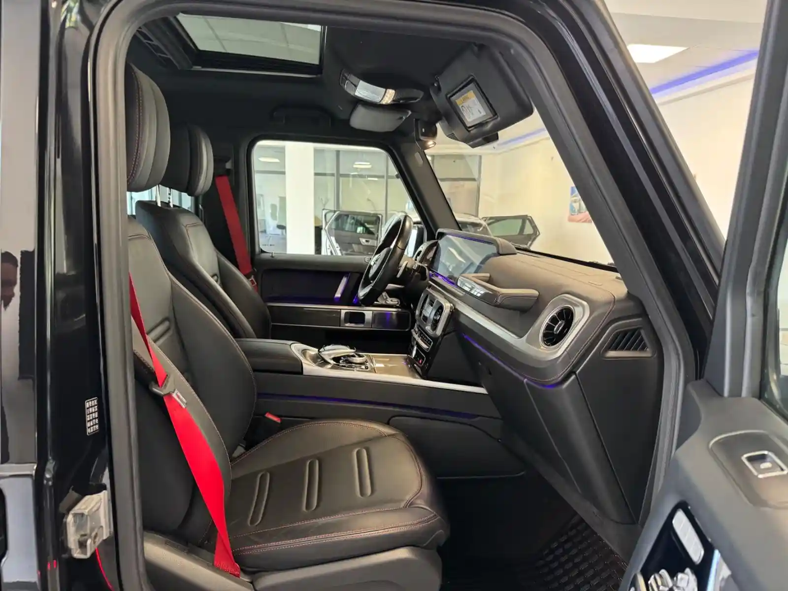 Mercedes-Benz G 500