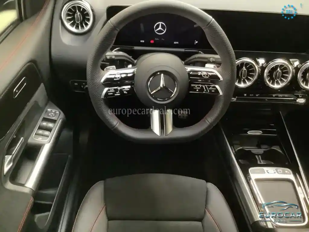 Mercedes-Benz B 220