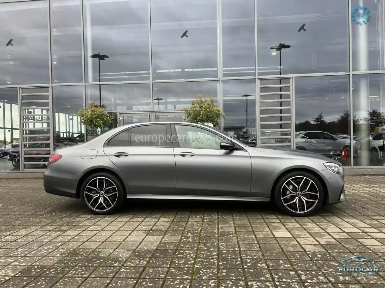 Mercedes-Benz E 300