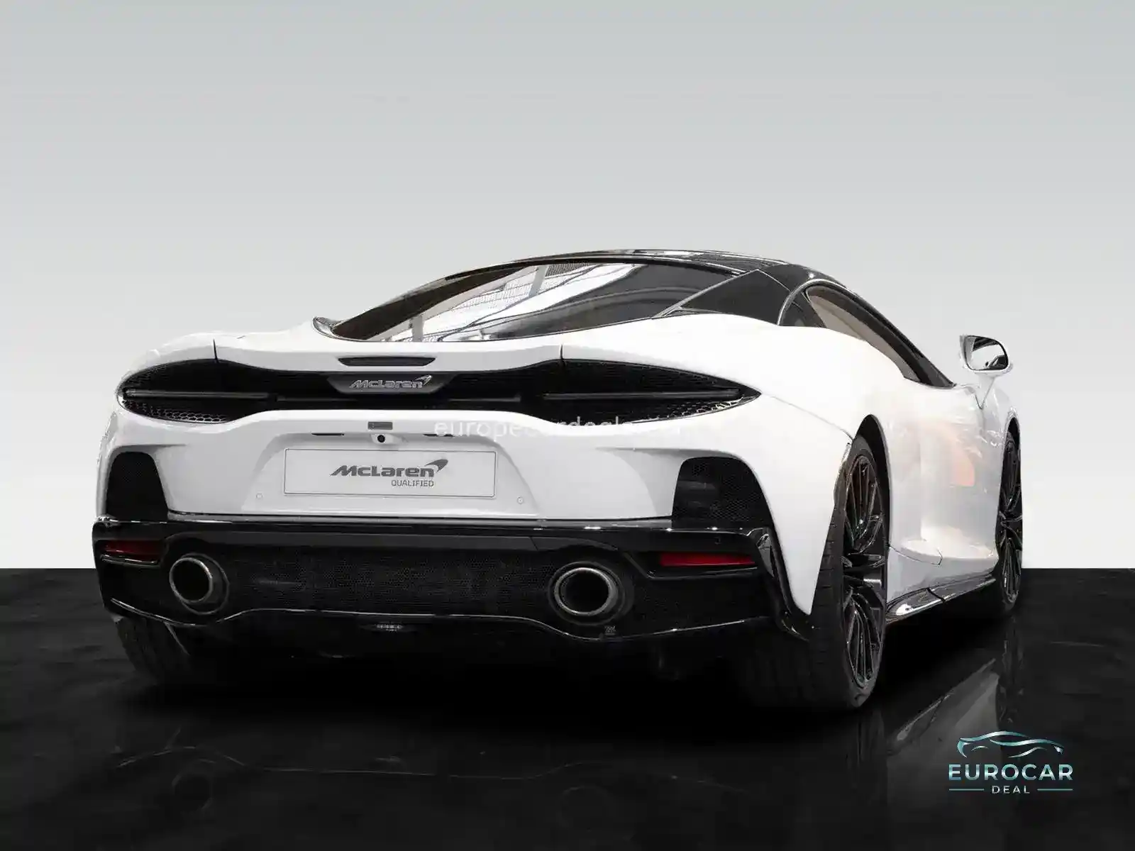 McLaren GT