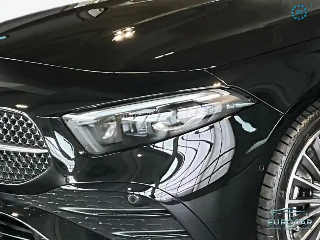 Mercedes-Benz A 220
