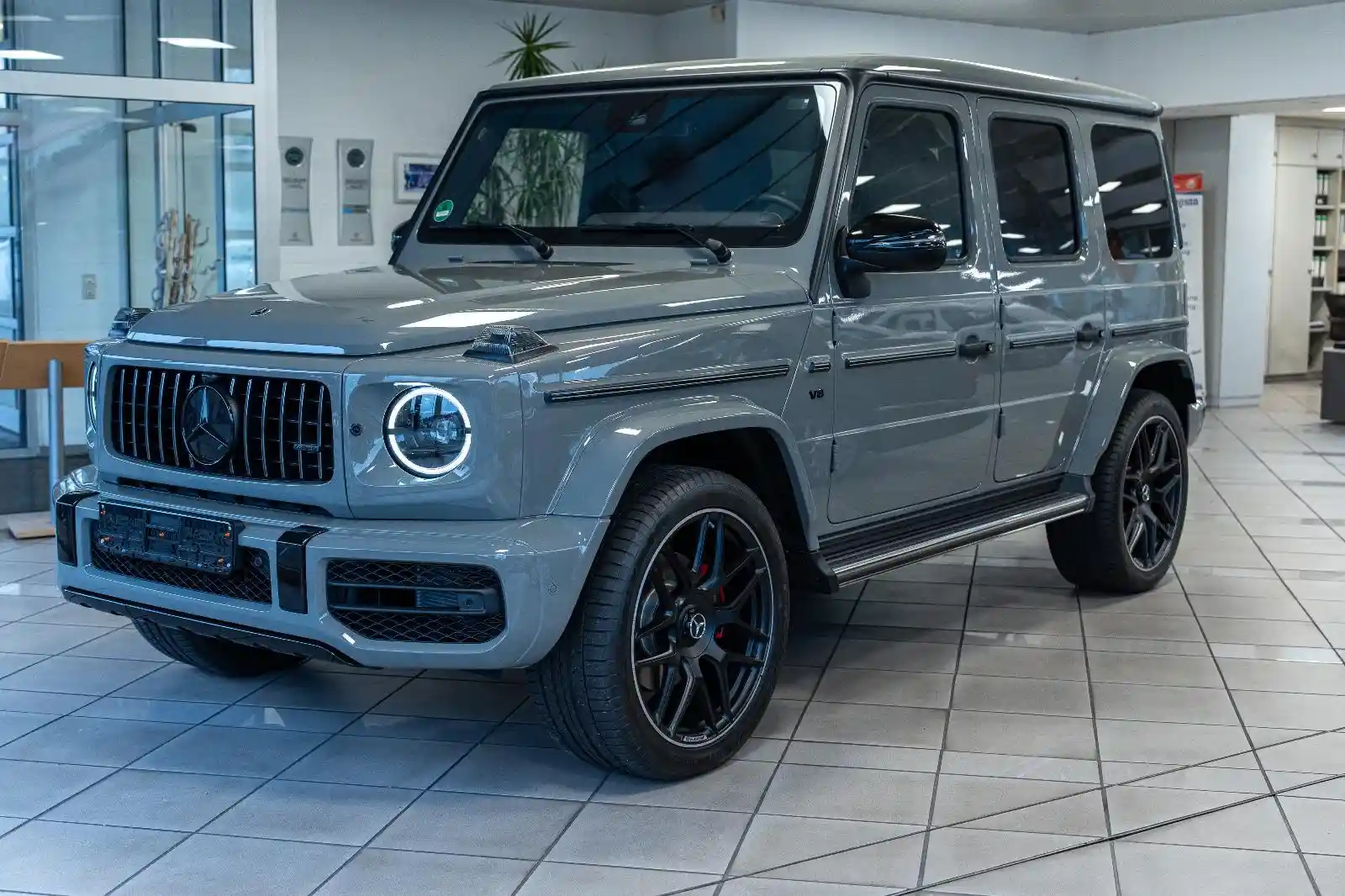 Mercedes-Benz G 500